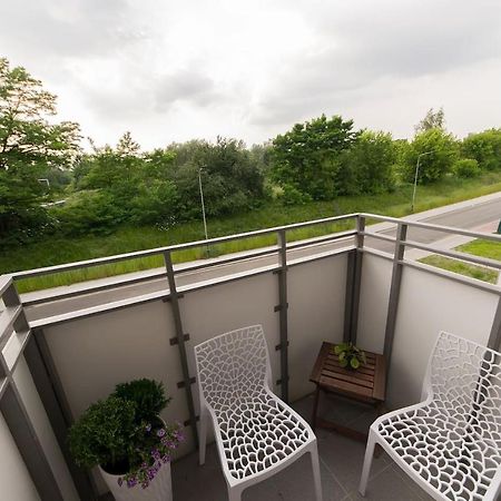 Cosy Studio With Private Garage P4You Pl Apartment Krasków Exterior foto